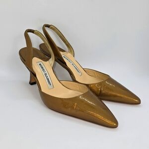 MANOLO BLAHNIK Carolyne Gold Sling-Back IT36/US6